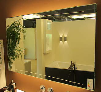 Zierath Z1 Spiegel 110x50cm, Designspiegel mit LED-​Hinterleuchtung; …